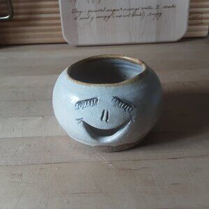 Studio Art "Happy Face" Pottery Egg Separater / Tea Light Candle Holder